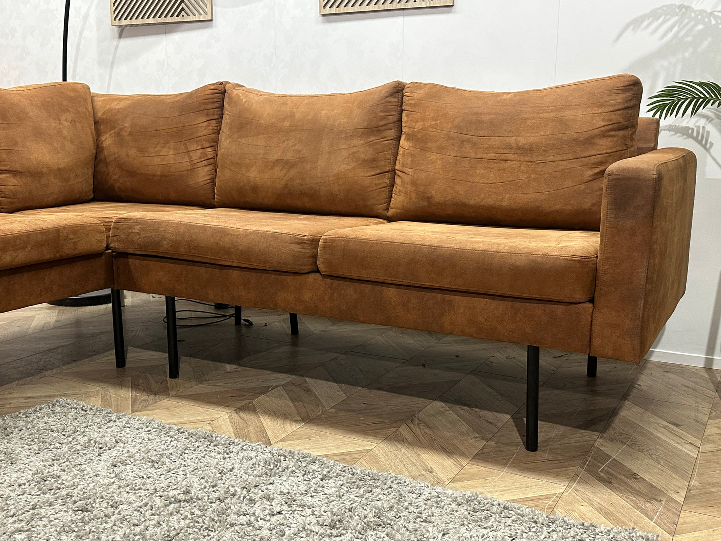 Cognac Bruine Suede Stoffen Hoekbank ~ Losse Kussens Met Afneembare Hoezen