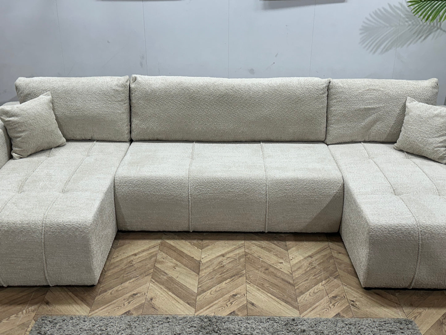 !Showroommodel! Witte Bouclé Stoffen U Bank