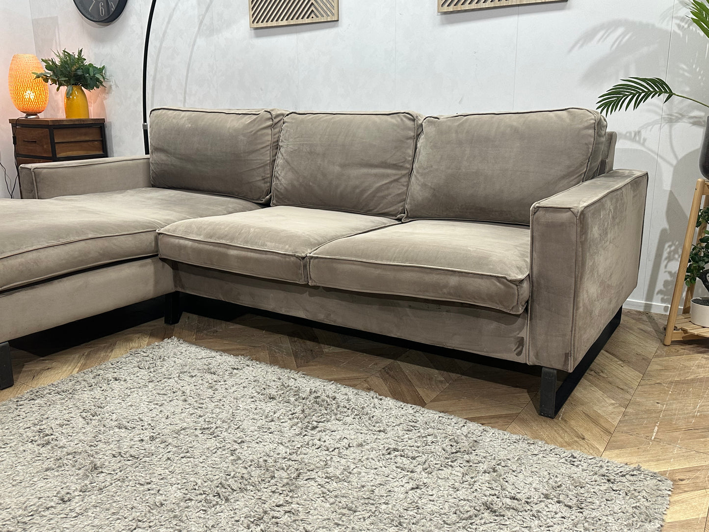 Licht Bruine Velvet Hoekbank ~ Losse Kussens Met Afneembare Hoezen
