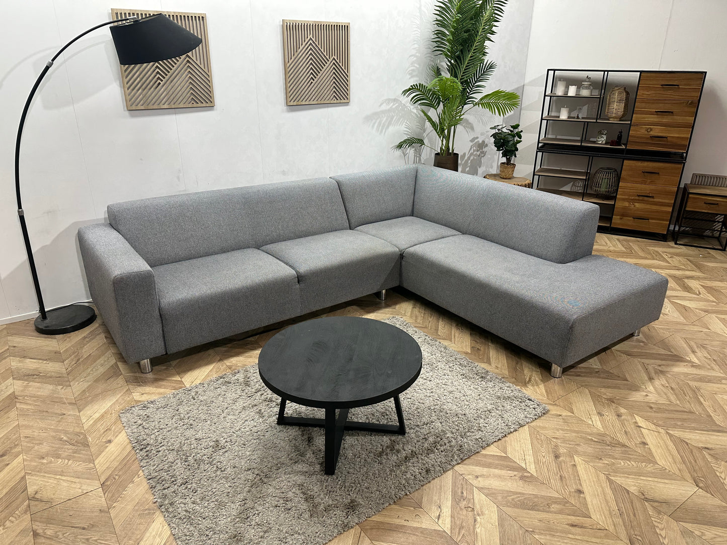 Grijze Hoekbank ~ Vaste Kussens