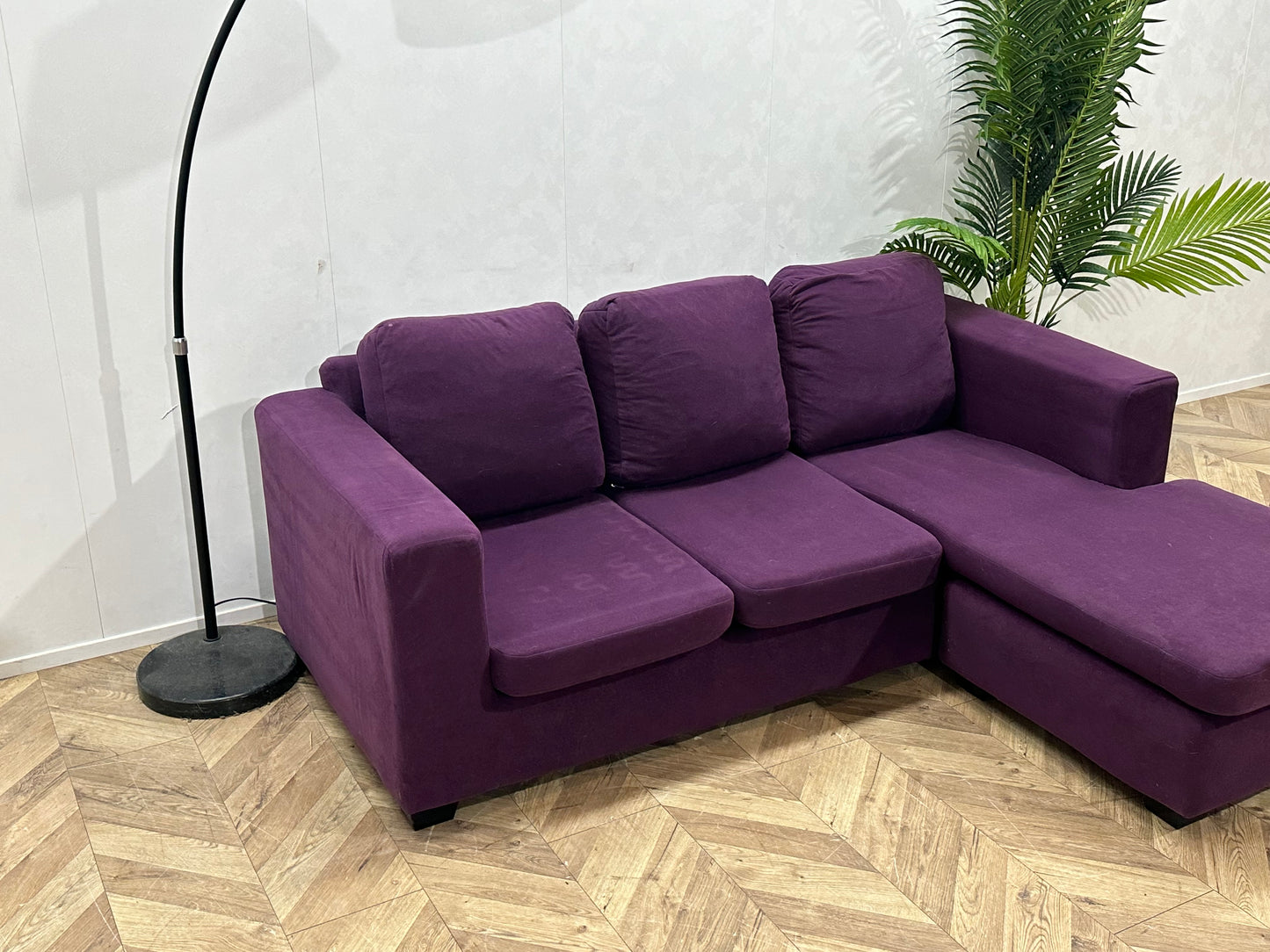 Paarse Hoekbank ~ Losse Kussens Met Afneembare Hoezen