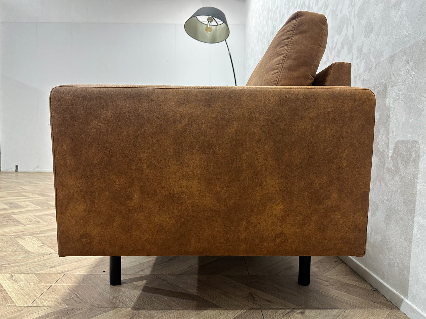 Cognac Bruine Suède Lederen 3-Zits Bank ~ Losse Kussens Met Afneembare Hoezen