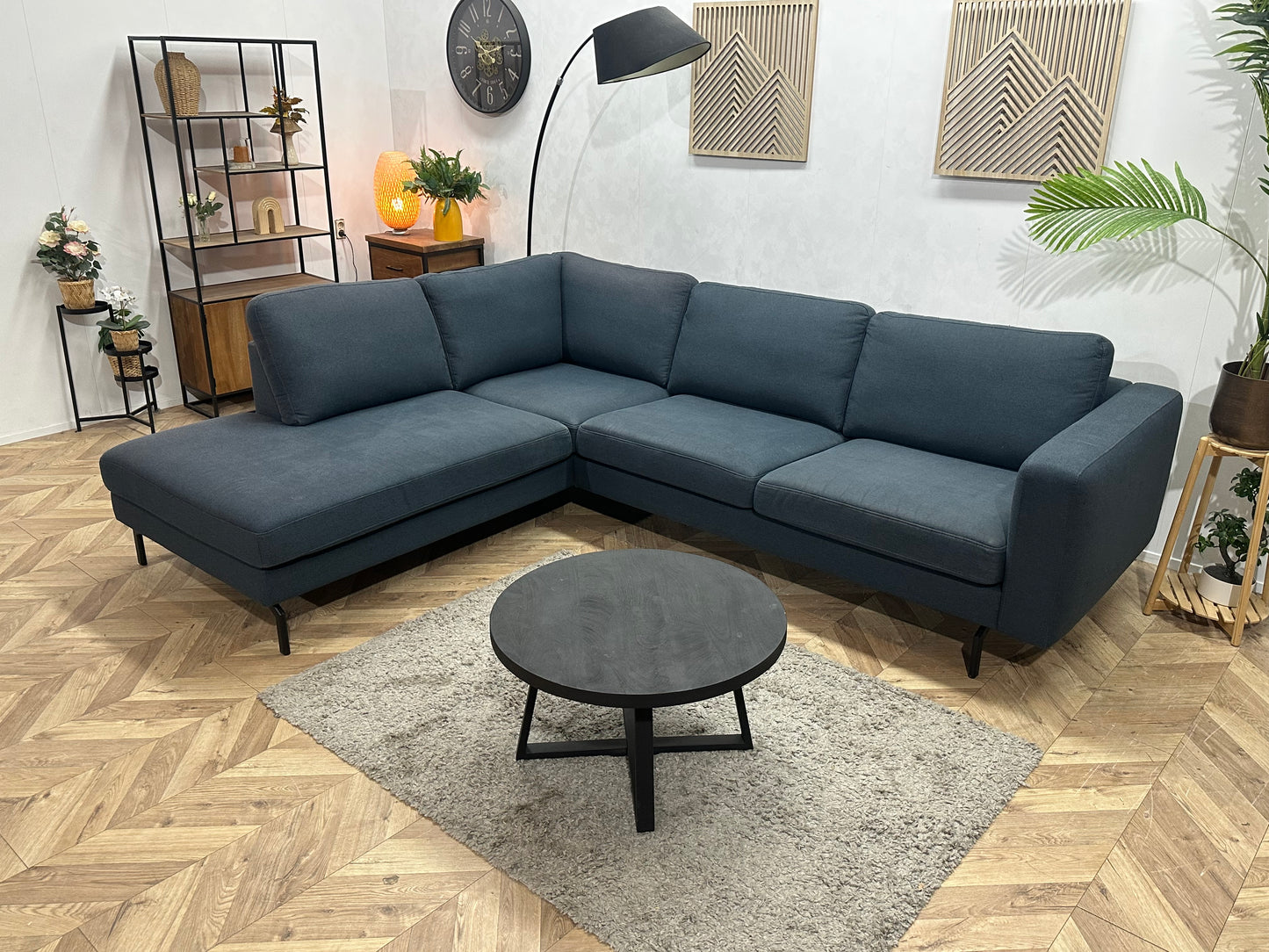 Blauwe Hoekbank ~ Losse Kussens Met Afneembare Hoezen