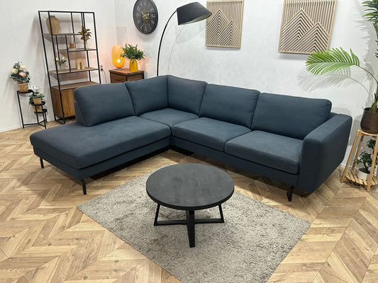 Blauwe Hoekbank ~ Losse Kussens Met Afneembare Hoezen