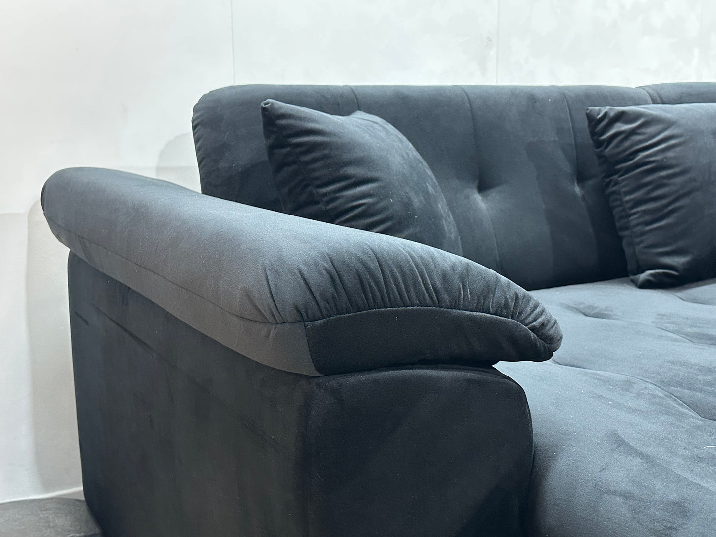 !Showroommodel! Zwarte Velvet U Bank