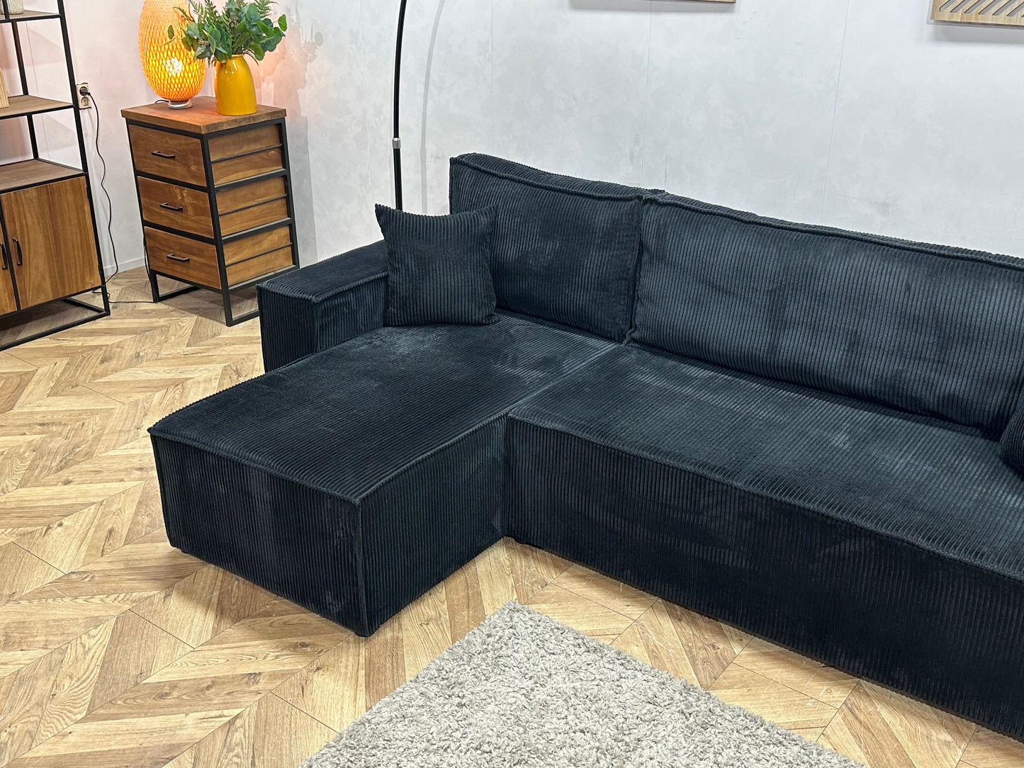 !Showroommodel! Zwarte Ribstof Hoekbank ~ Slaapfunctie