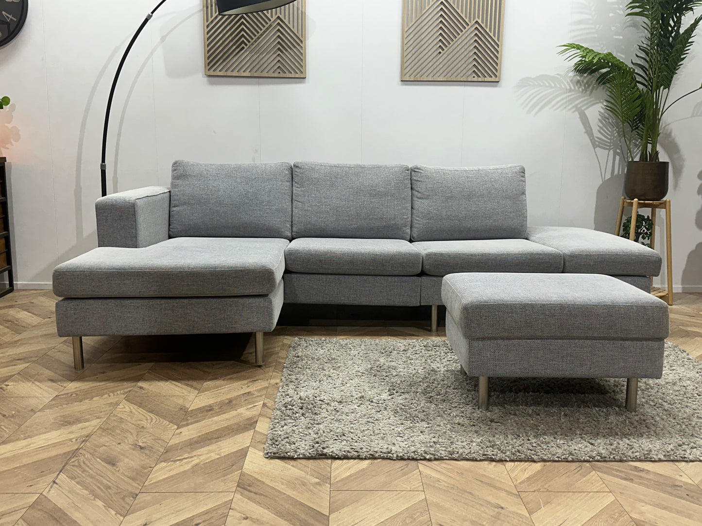 Licht Grijze Design Hoekbank Inc Hocker ~ Losse Kussens Met Afneembare Hoezen