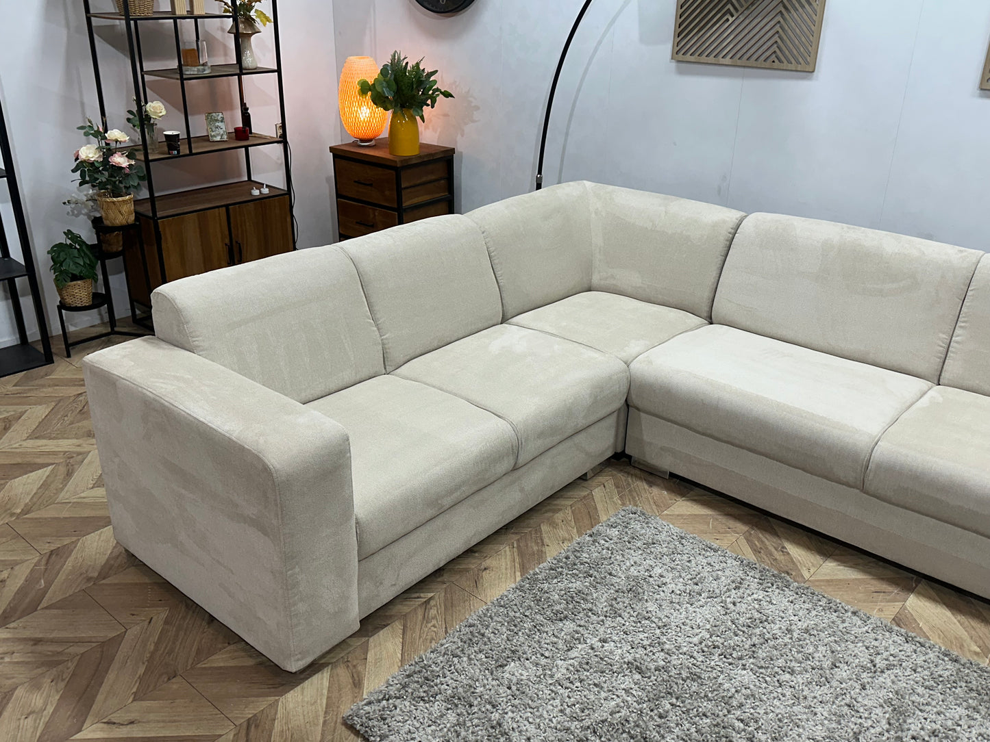 !Showroommodel! Crème Suède Stoffen Hoekbank