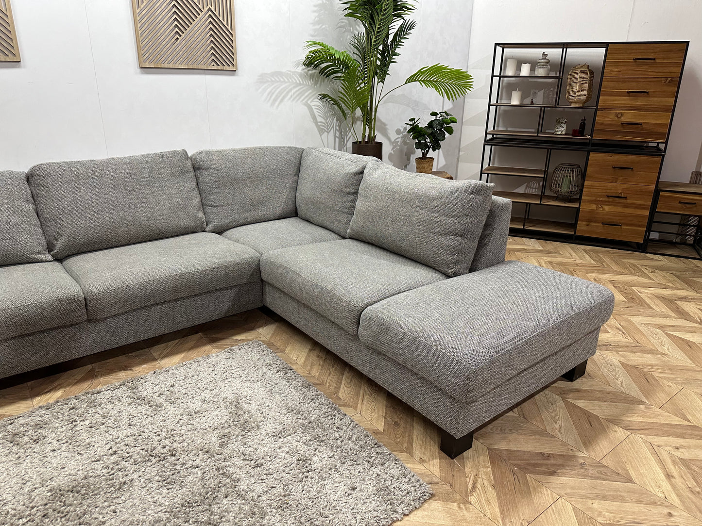 Grijze Hoekbank ~ Losse Kussens Met Afneembare Hoezen