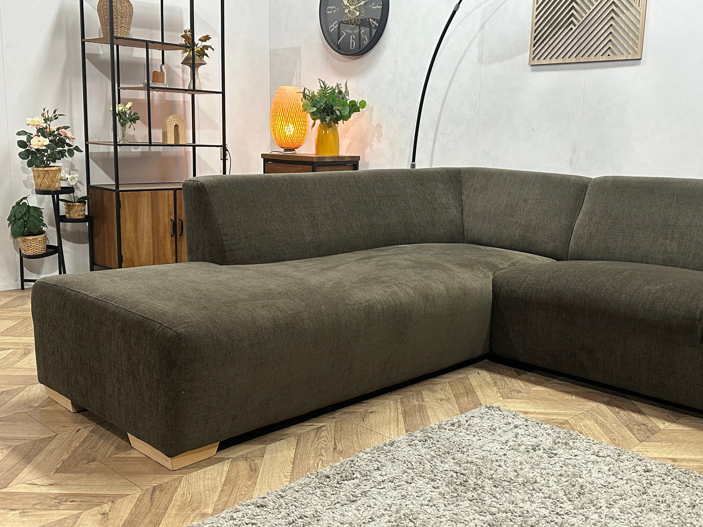Bruine Suède Stoffen Hoekbank Inc Hocker ~ Vaste Kussens