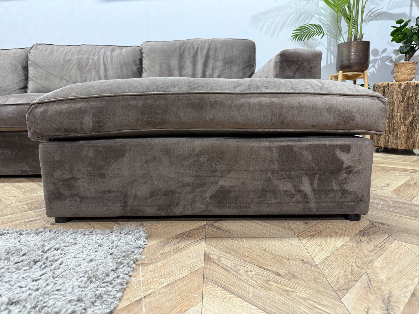 Bruine Velvet U Bank ~ Losse Kussens Met Afneembare hoezen