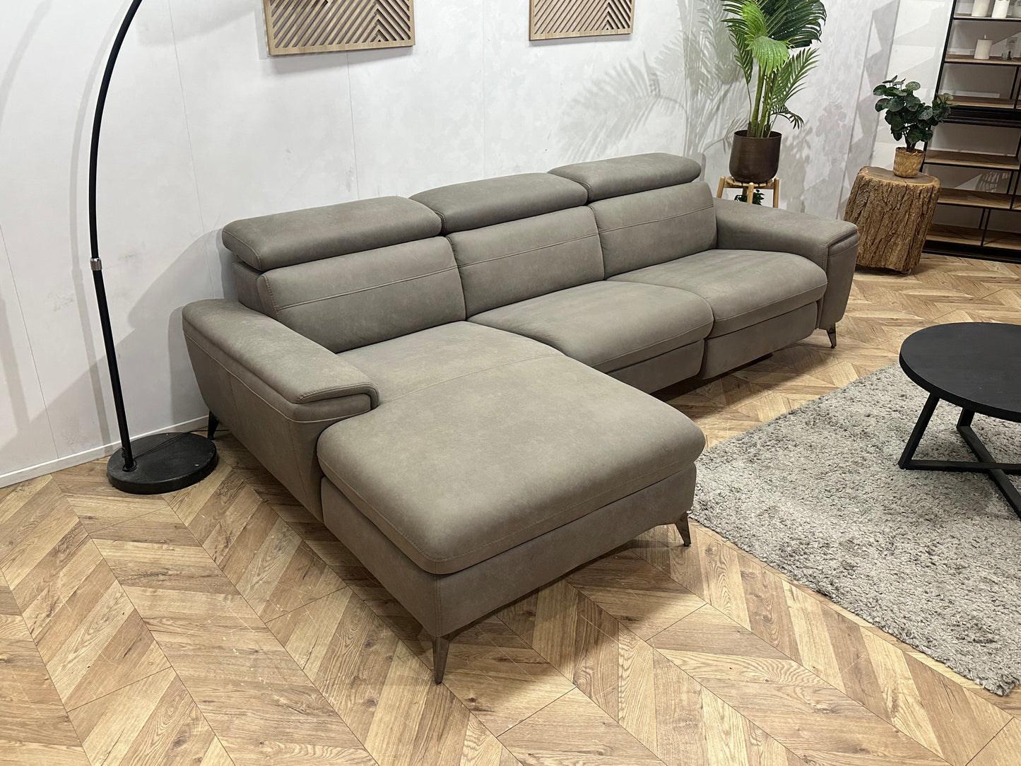 Grijze Suède Stoffen Hoekbank ~ USB/Relaxfunctie