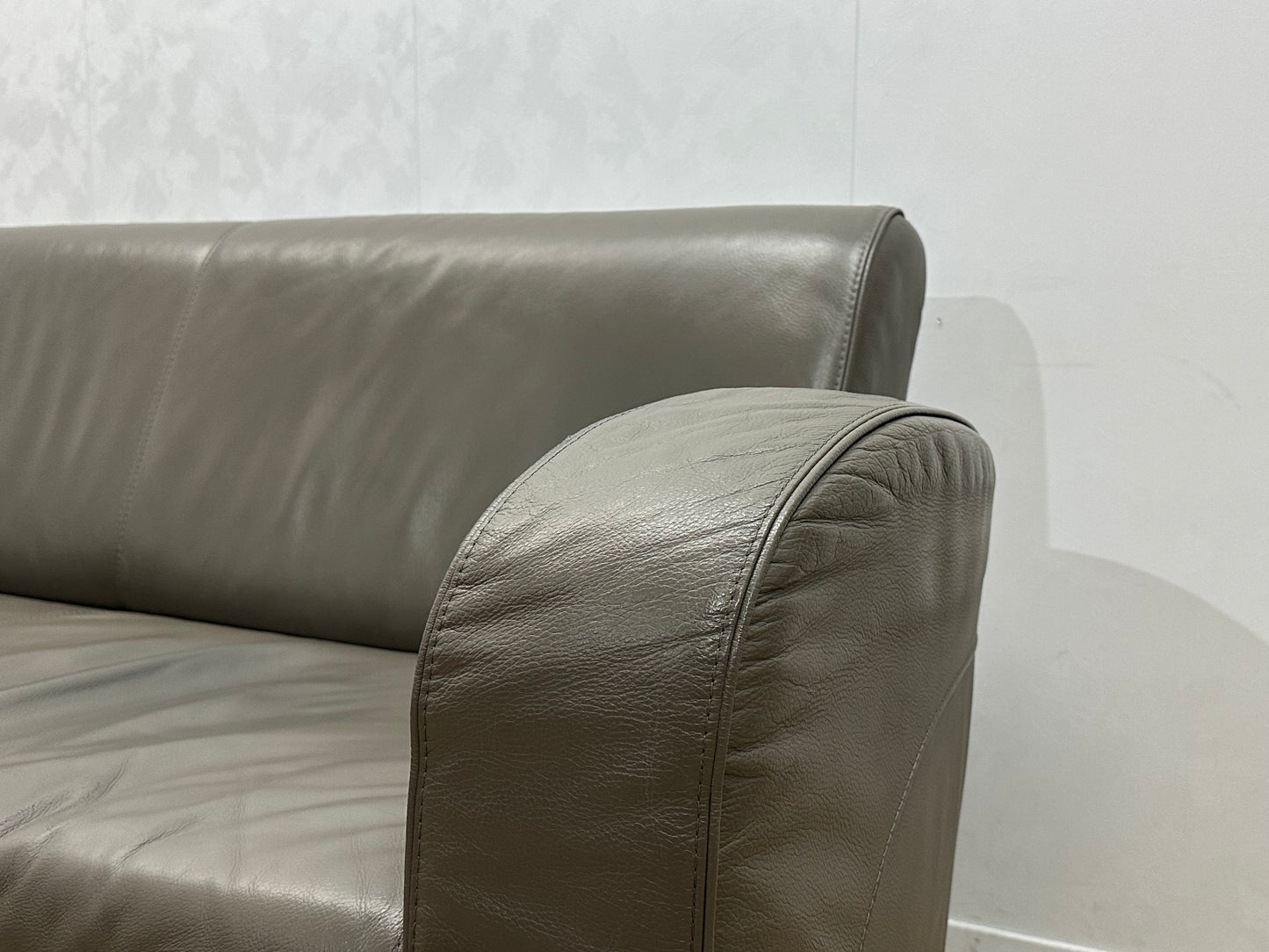 Grijze Echt Lederen Banken Set ~ Vaste Kussens