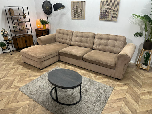 Licht Bruine Suède Stoffen Hoekbank ~ Losse Kussens Met Afneembare Hoezen