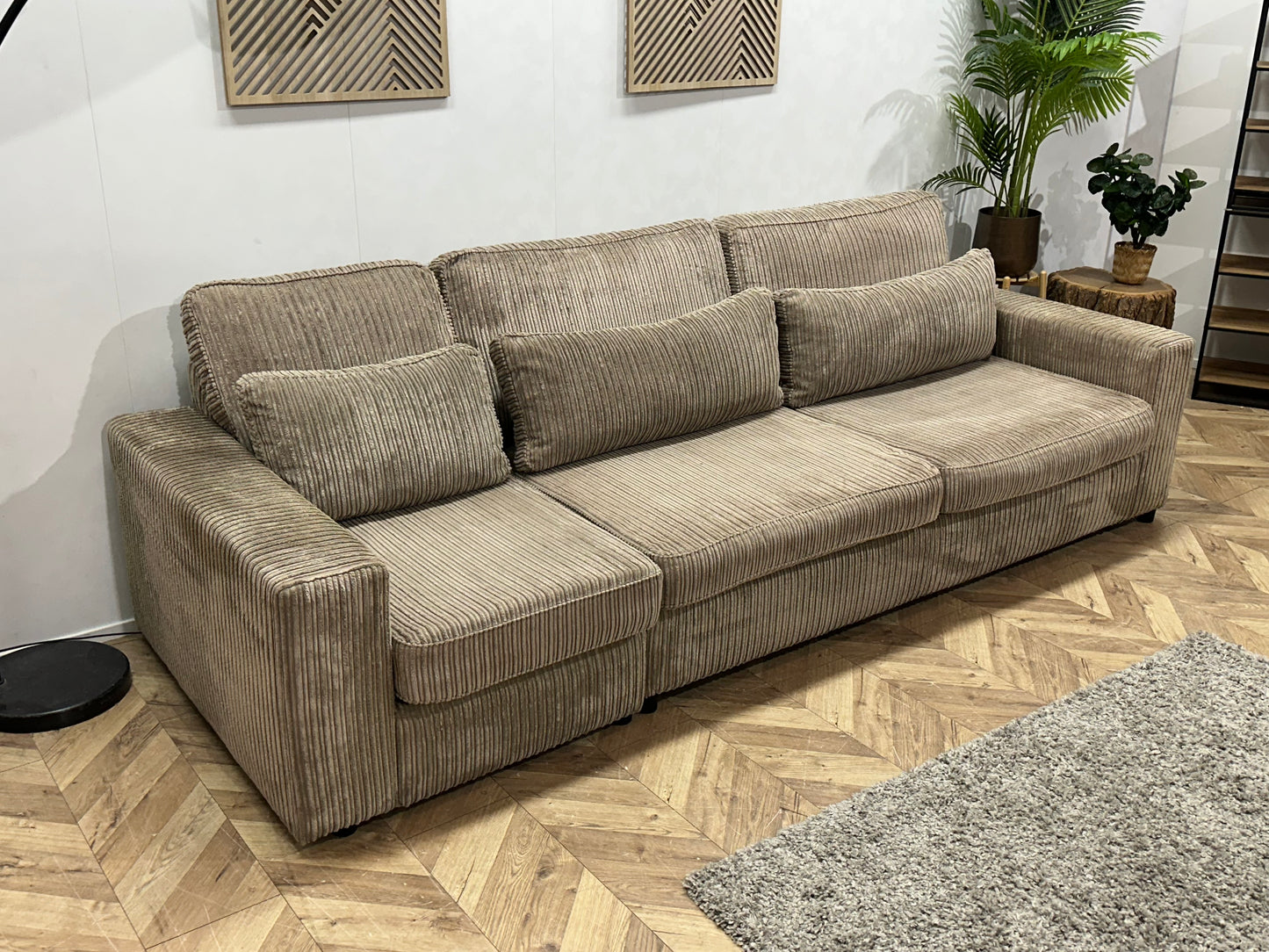 Beige Ribstof Ruime 3-Zits Bank Inc Hocker ~ Losse Kussens Met Afneembare Hoezen