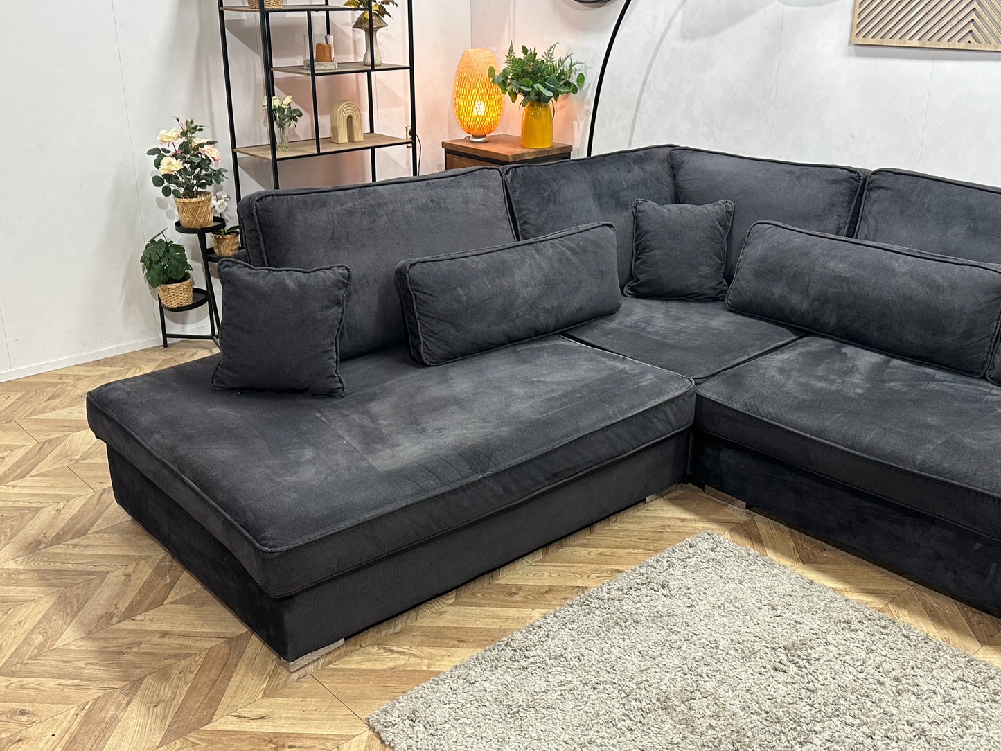 Antraciet Velvet Hoekbank ~ Losse Kussens Met Afneembare Hoezen