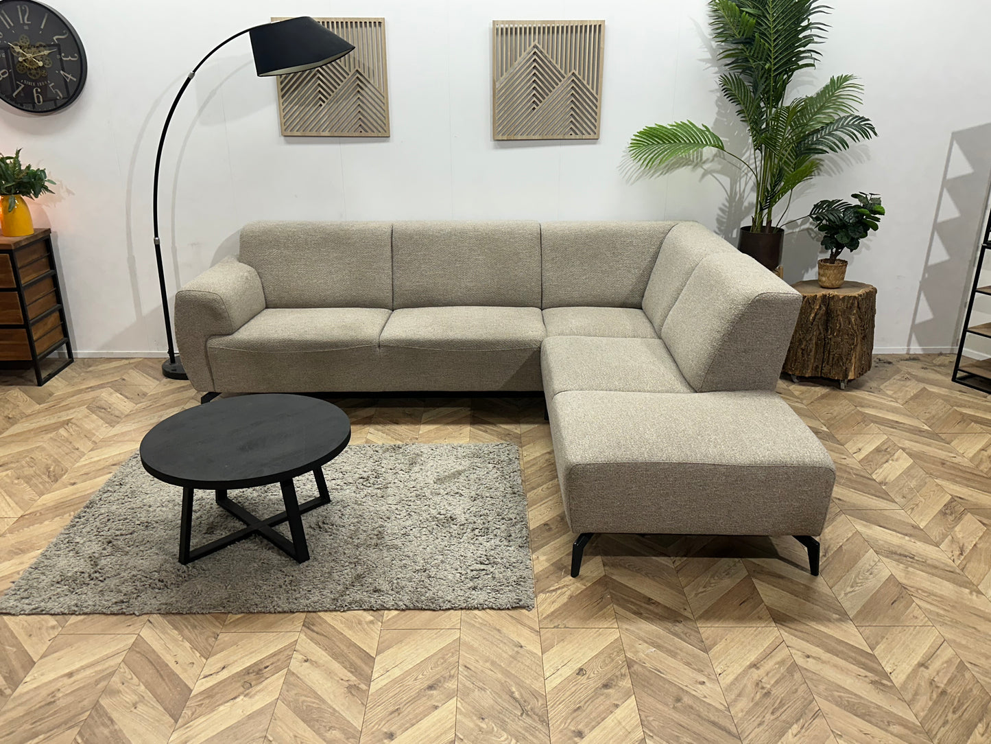 H&H Grijze Hoekbank ~ Vaste Kussens