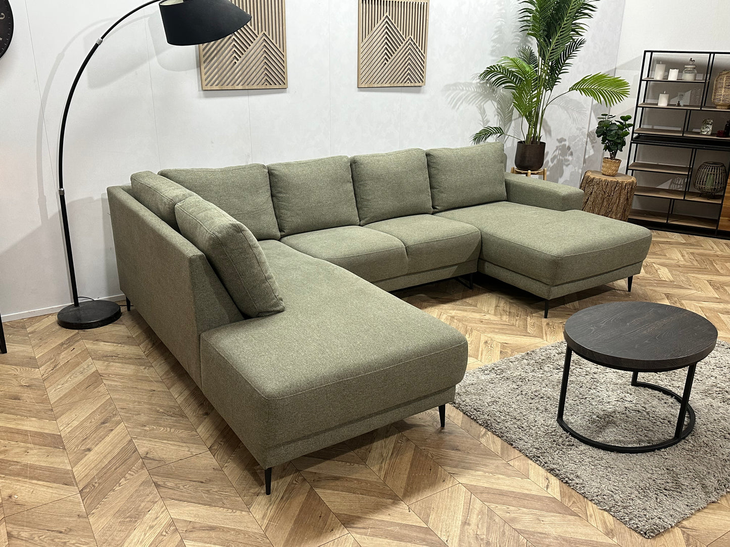 Grijze U Bank ~ Losse Rugkussens Met Afneembare Hoezen