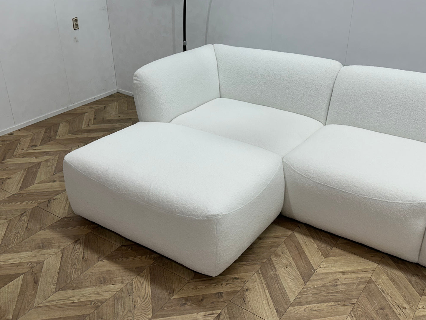 !Showroommodel! Witte Bouclé U Bank
