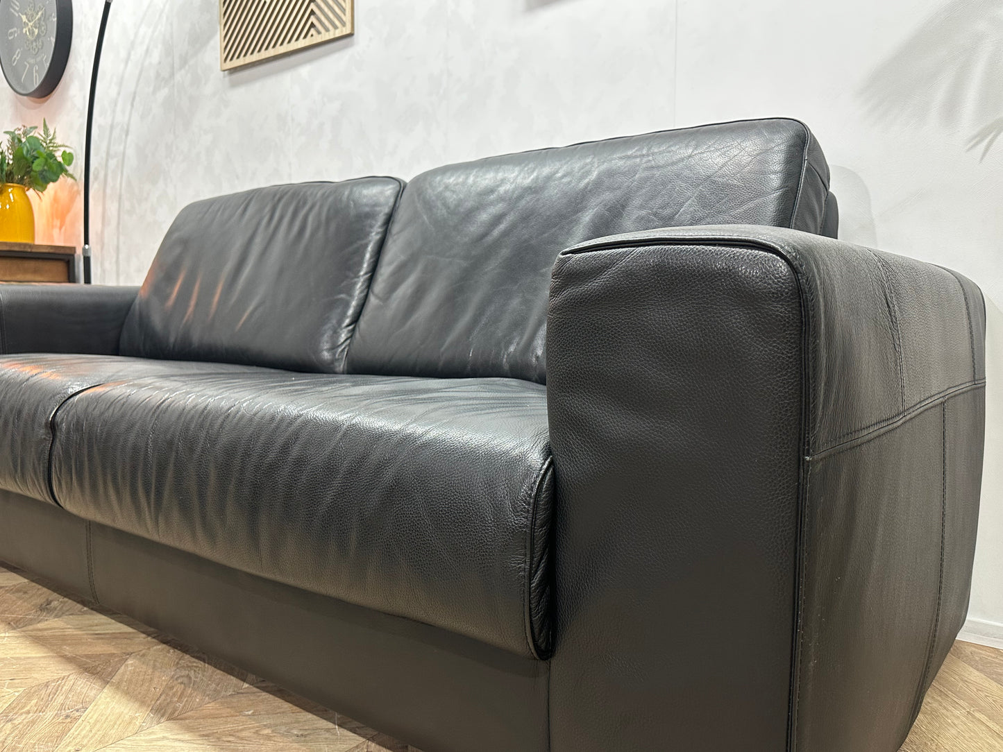 H&H Zwart Lederen Banken Set Incl Hocker ~ Vaste Kussens