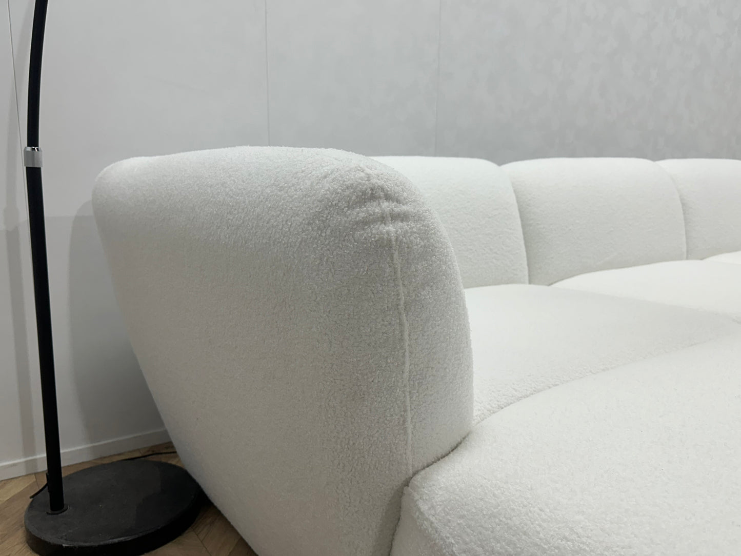 !Showroommodel! Witte Bouclé U Bank