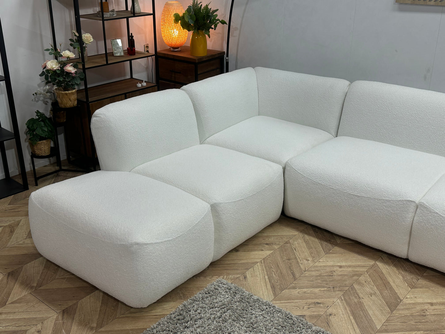 !Showroommodel! Witte Bouclé U Bank