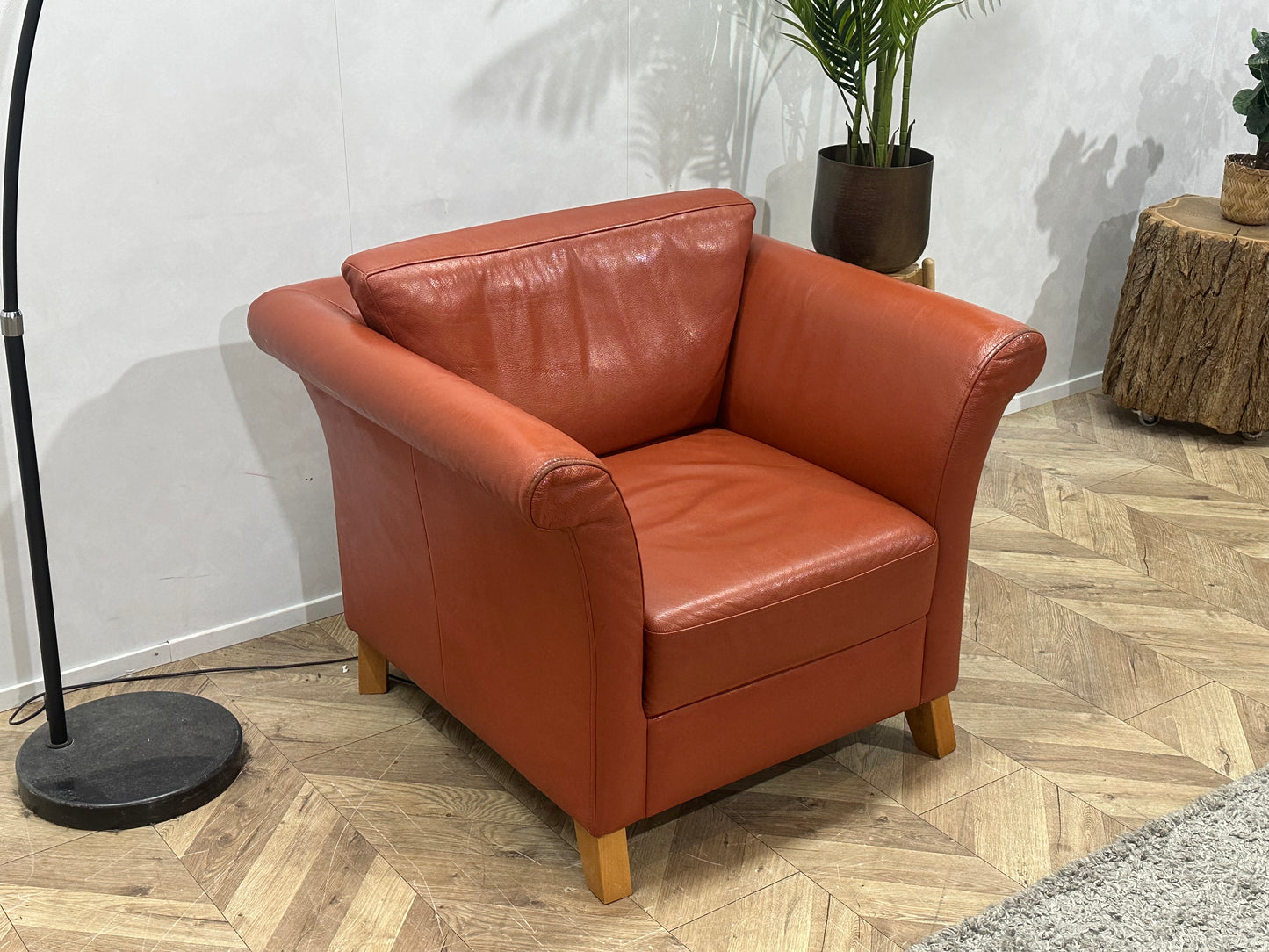 Licht Rode Echt Lederen Fauteuil ~ Losse Rugkussen Met Afneembare Hoes