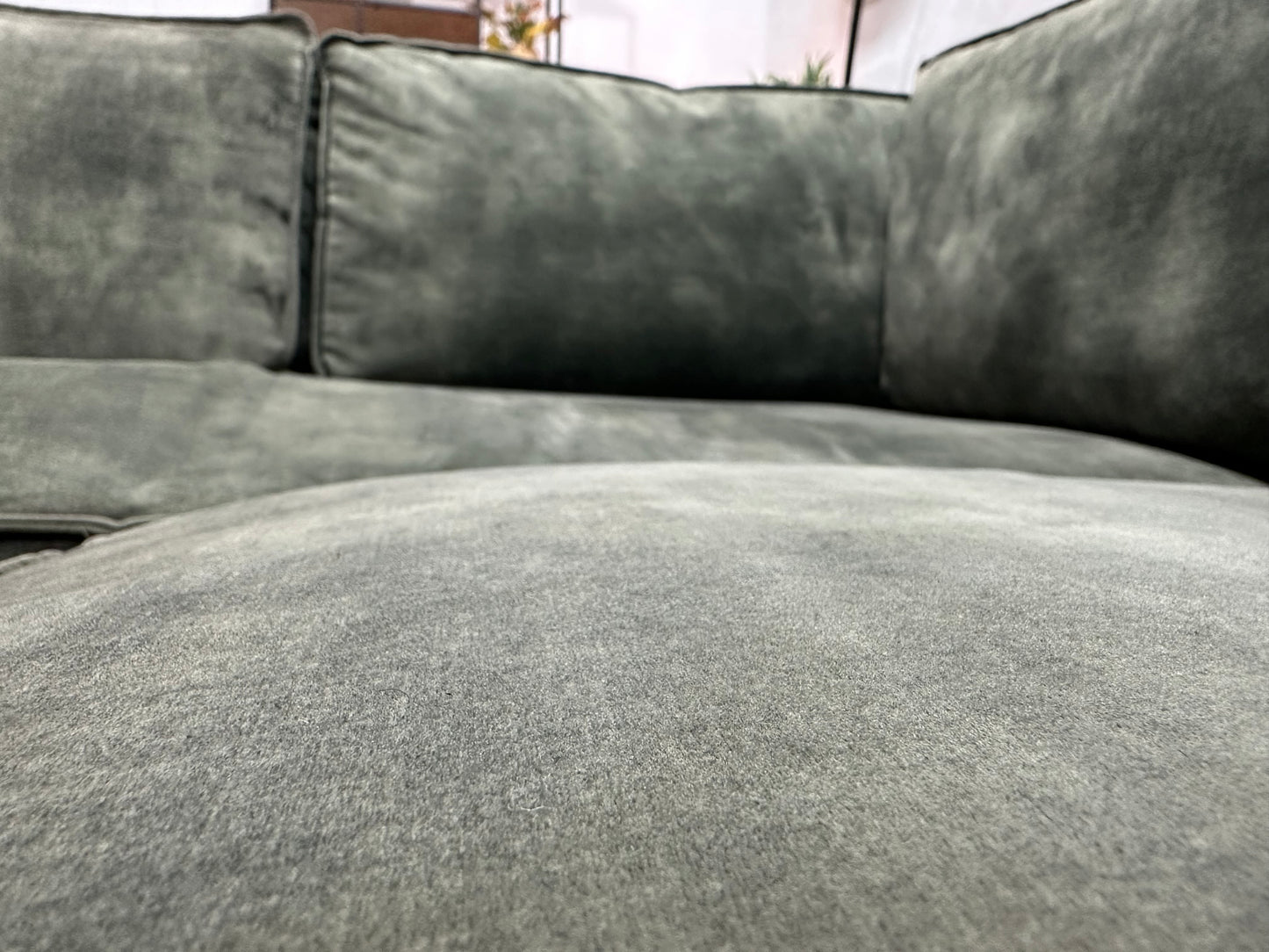 Groene Velvet Hoekbank ~ Losse Rugkussens Met Afneembare Hoezen