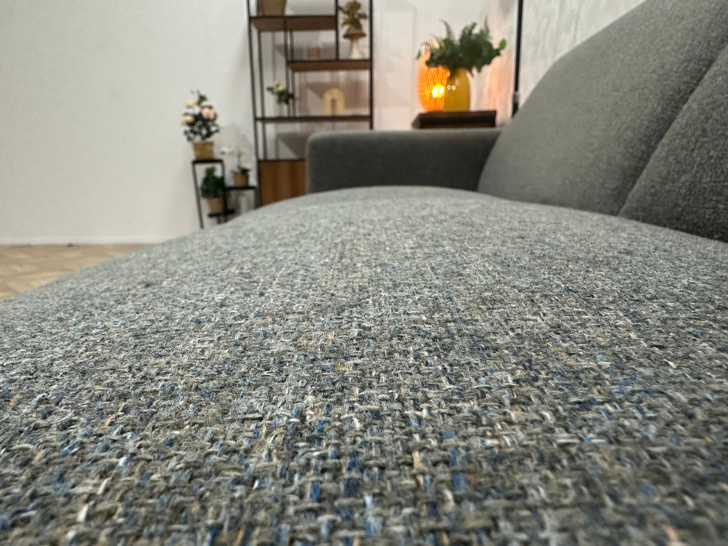 Grijze 2.5-Zits Bank ~ Vaste Kussens