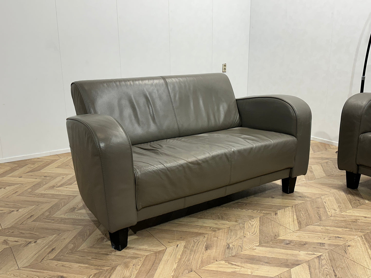 Grijze Echt Lederen Banken Set ~ Vaste Kussens