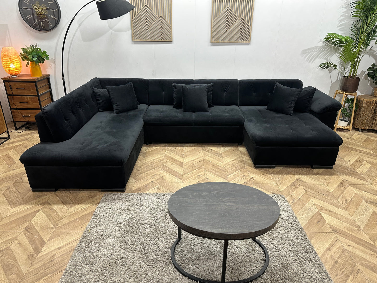 !Showroommodel! Zwarte Velvet U Bank