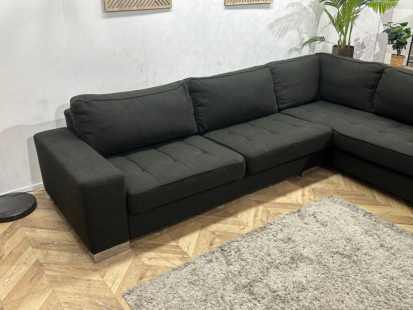 Zwarte Hoekbank ~ Losse Kussens Met Afneembare Hoezen