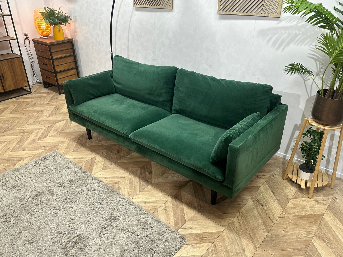 Groene Velvet 2.5-Zits Bank ~ Losse Kussens Met Afneembare Hoezen