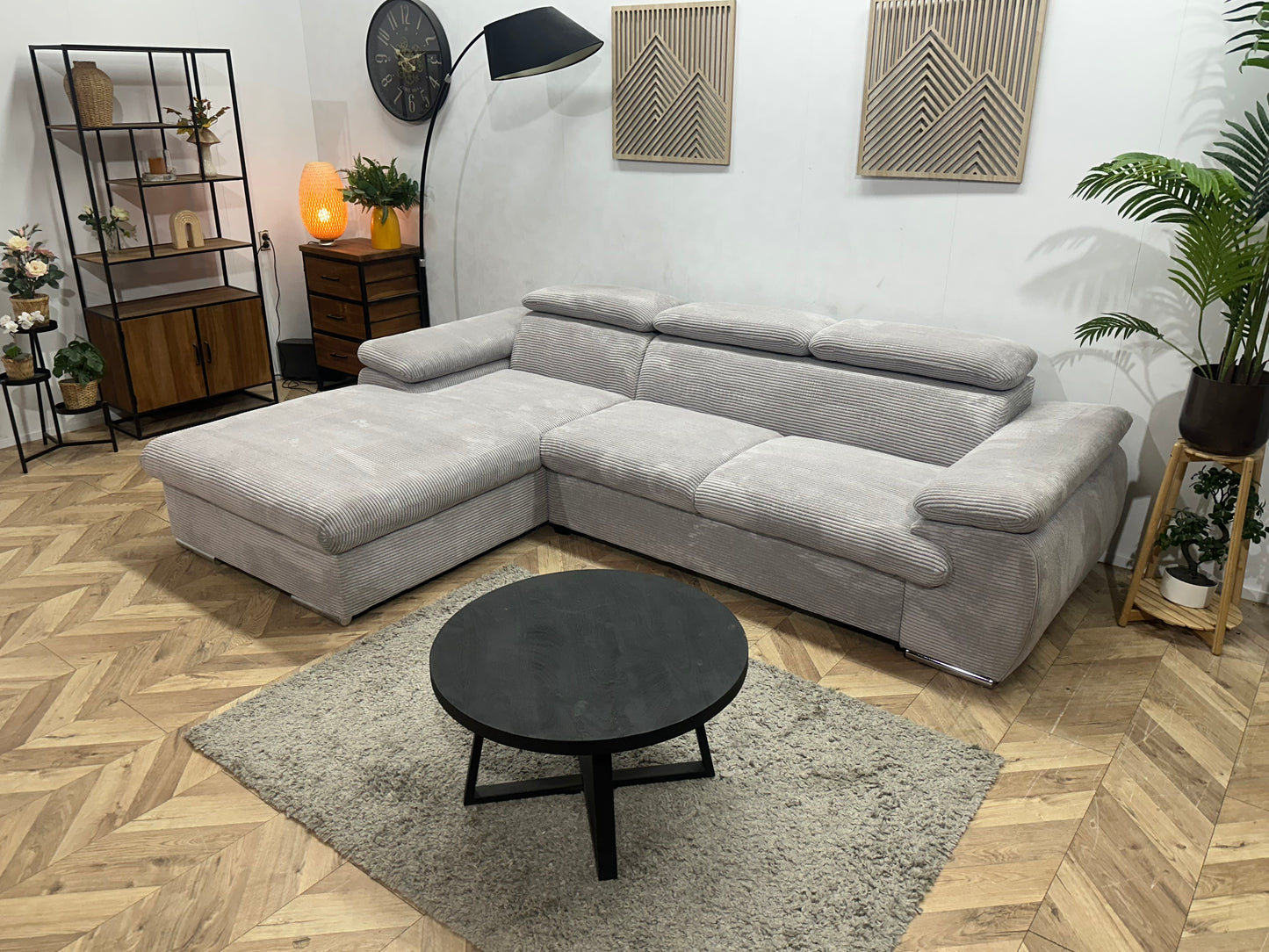 !Showroommodel! Licht Grijze Ribstof Hoekbank ~ Verstelbare Hoofdsteunen