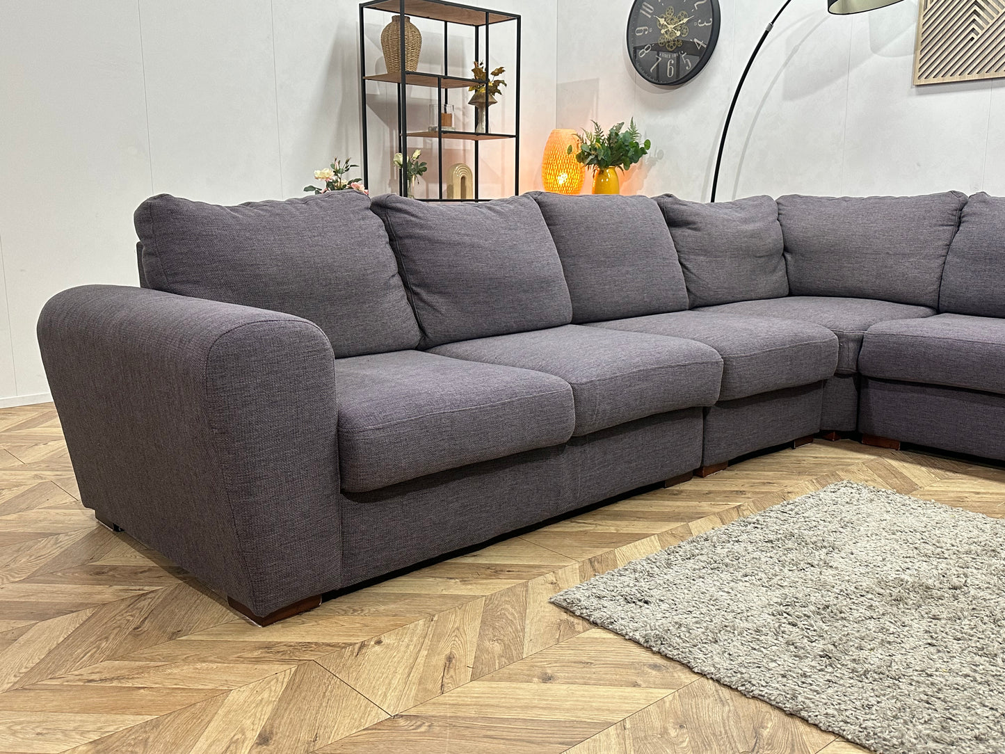 Grijze Hoekbank ~ Vaste Kussens