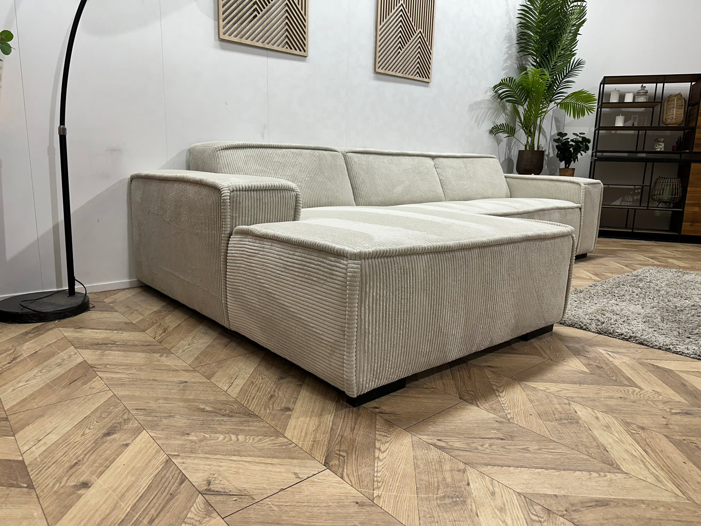 !Showroommodel! Crème Ribstof Hoekbank ~ Vaste Kussens