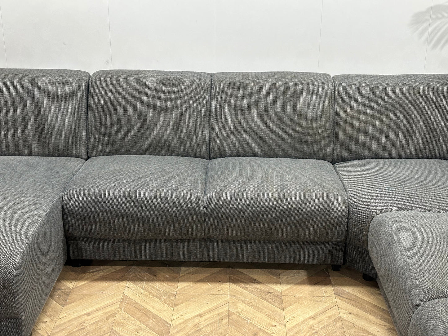 Grijze U Bank ~ Vaste Kussens