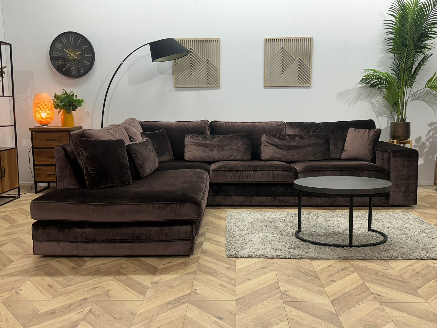 Bruine Velvet Hoekbank ~ Losse Kussens Met Afneembare Hoezen