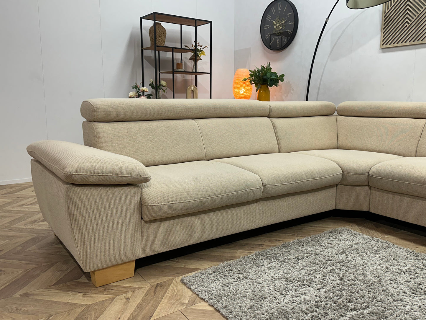 Crème Hoekbank ~ Verstelbare Arm/Hoofdsteunen