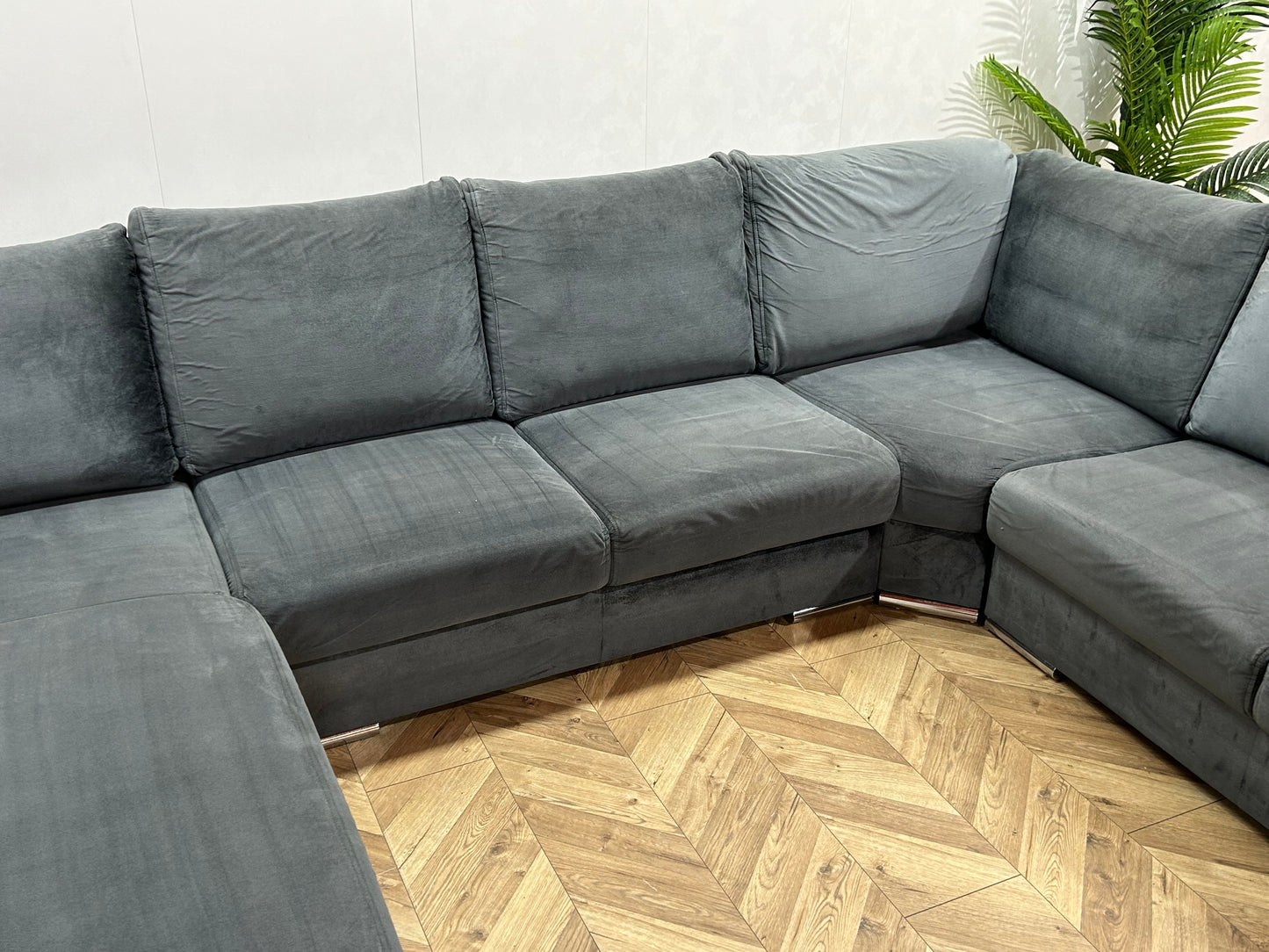 Blauwe Velvet U Bank ~ Losse Rugkussens Met Afneembare Hoezen
