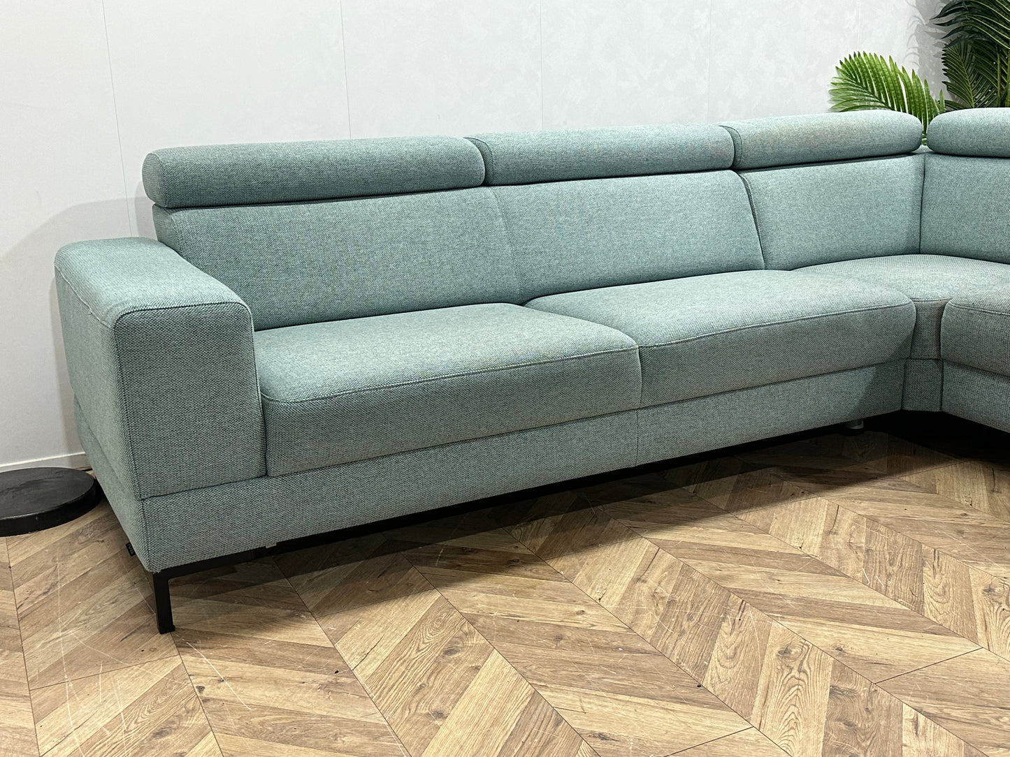 Montèl Licht Blauwe Hoekbank ~ Verstelbare Hoofdsteunen