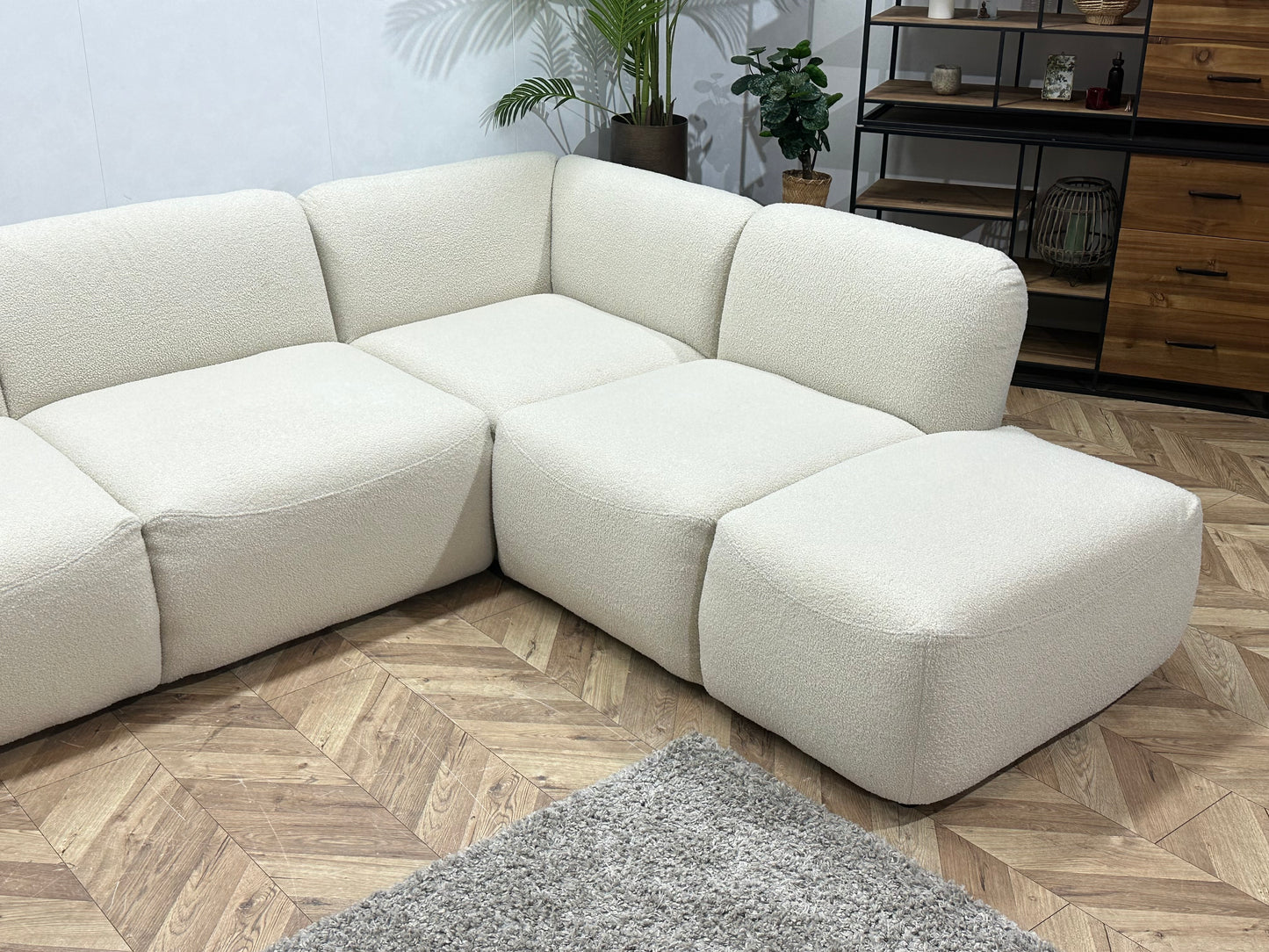 !Showroommodel! Witte Bouclé U Bank