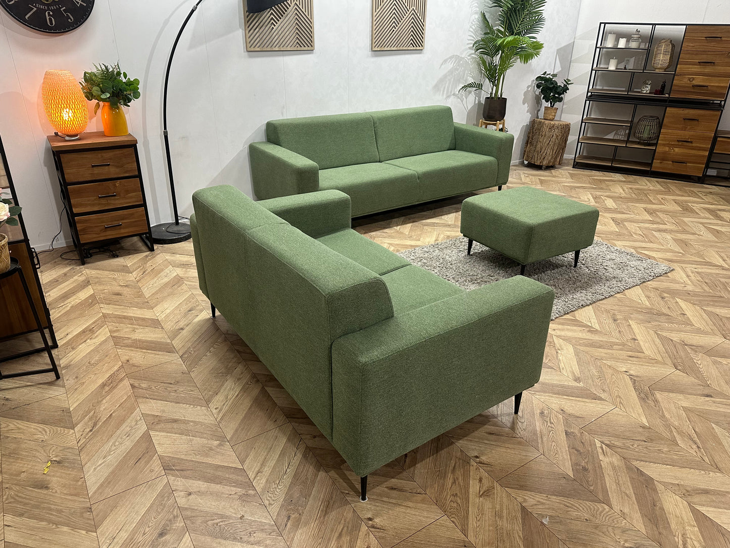 Goossens Groene Stoffen Banken Set Incl Hocker ~ Nieuwstaat