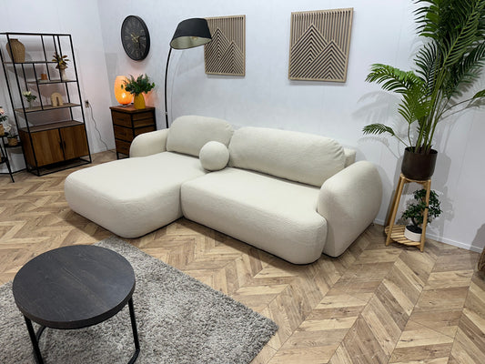 !Showroommodel! Crème Bouclé Stof Hoekbank ~ Losse Rugkussens