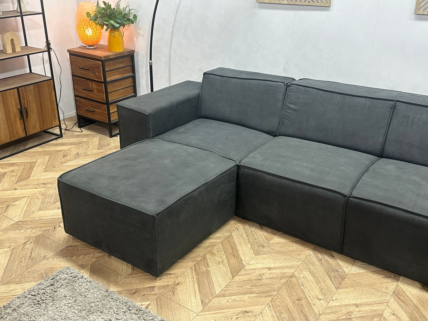 !Showroommodel! Antraciet Suède Stoffen U Bank