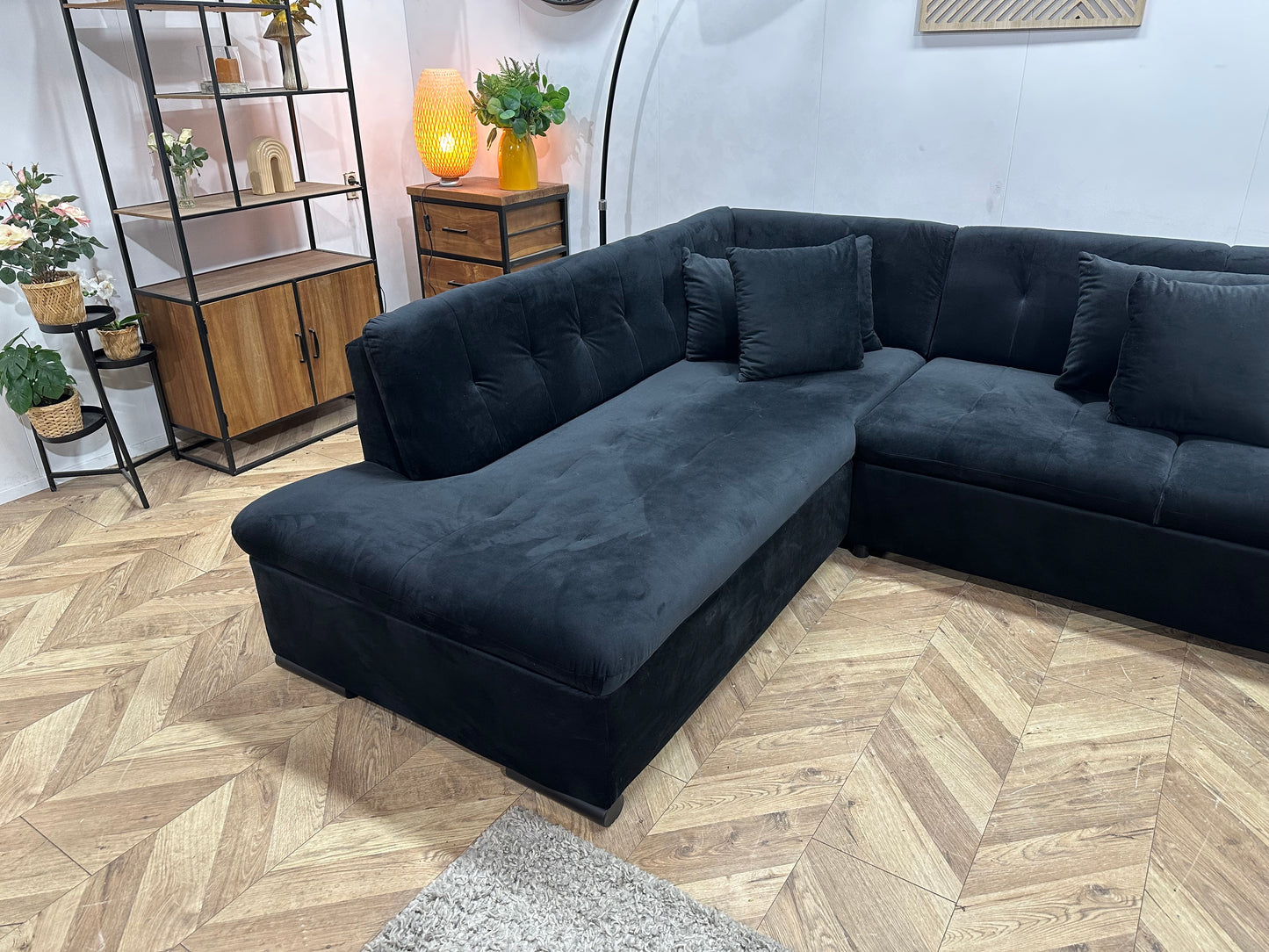 !Showroommodel! Zwarte Velvet U Bank