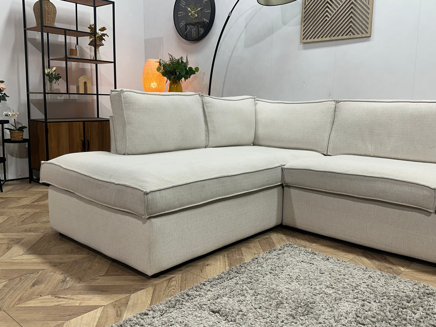 Witte Chenille Stoffen Hoekbank ~ Losse Kussens Met Afneembare Hoezen