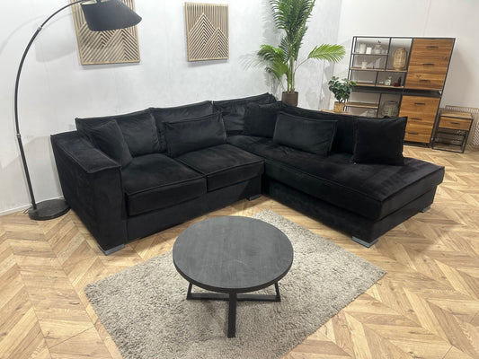 Zwarte Velvet Hoekbank ~ Losse Kussens Met Afneembare Hoezen