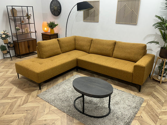 Gele Hoekbank ~ Losse Rugkussens Met Afneembare Hoezen