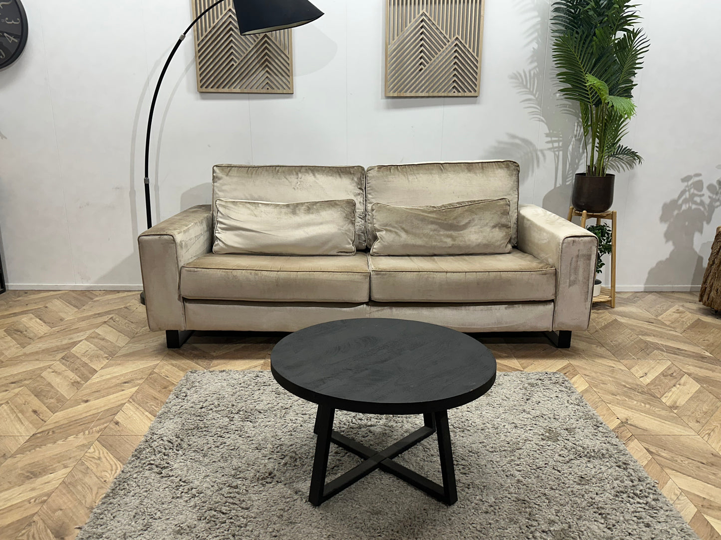 Licht Grijze / Beige Velvet 2.5-Zits Bank ~ Losse Kussens Met Afneembare Hoezen